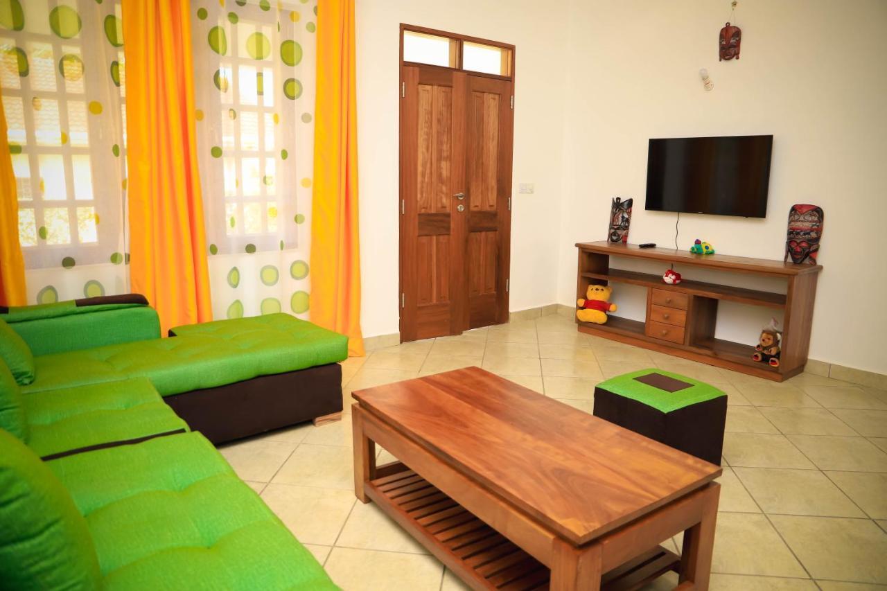 V-Szameitat Homes Diani Beach Exterior photo